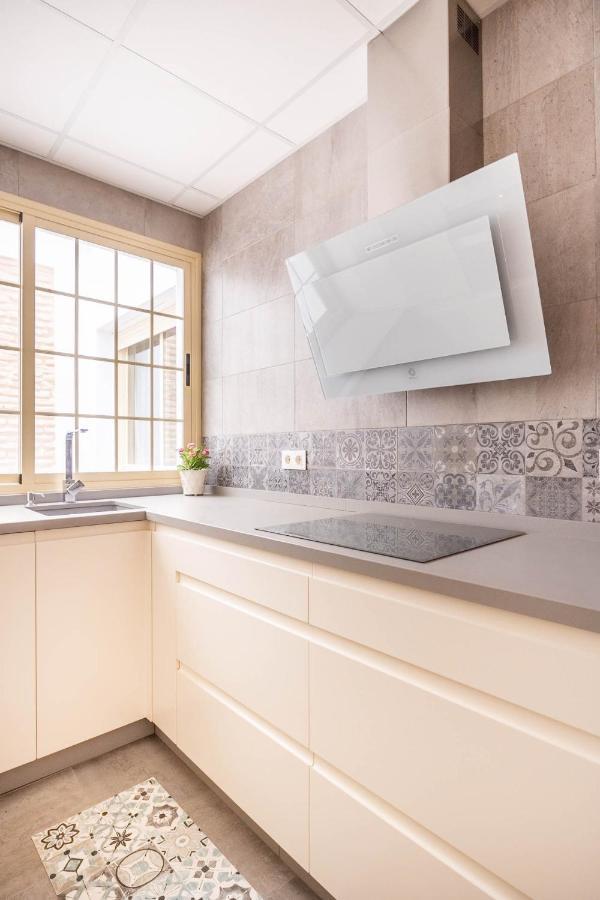 Apartamento Hercules - Vacacional Sevilla Εξωτερικό φωτογραφία